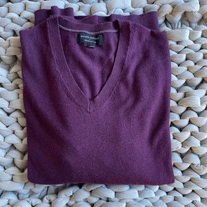 XL Banana Republic V-Neck Sweater - Maroon